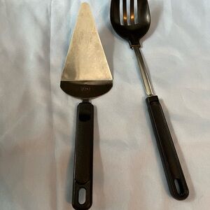 EKCO Silver and Black Slotted Spoon and Pie Server Set Vintage